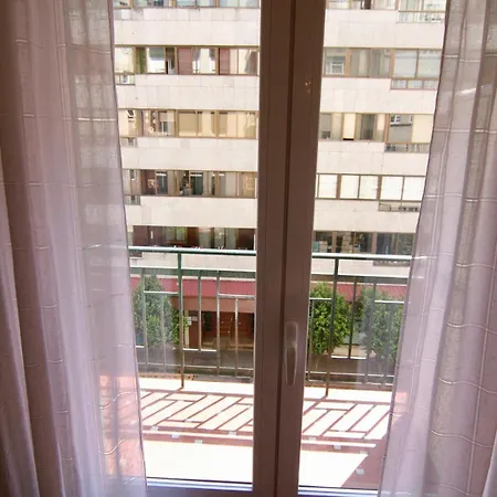 Comodo Y Amplio Apto En Camelias Cuatro Apartament Vigo