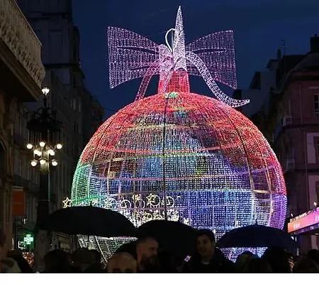 アパート Comodo Y Amplio Apto En Camelias Cuatro ヴィーゴ