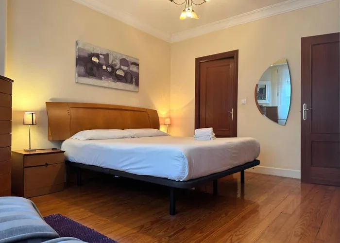 Comodo Y Amplio Apto En Camelias Cuatro Apartment